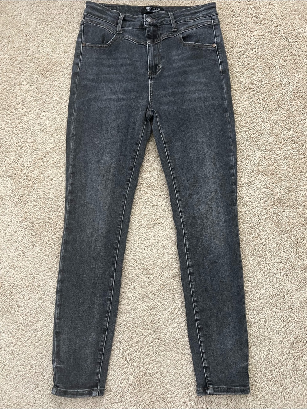 Judy Blue Size 11/30 Gray Wash High Rise Skinny Jeans